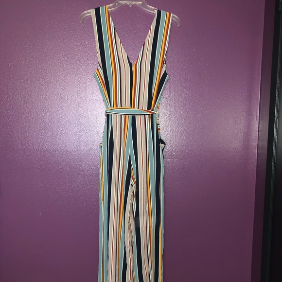 Monteau Wide Leg Striped Jumpsuit with Pockets - Picture 5 of 8